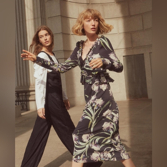 Club Monaco Christobelle Dress - Picture 2 of 6